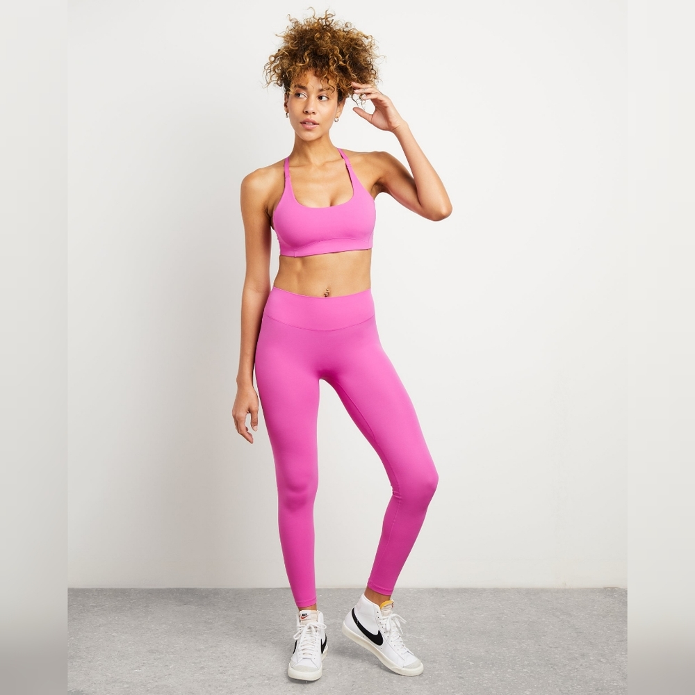 NWT stori. Pink Icon Tight Leggins